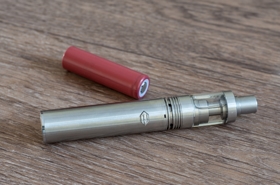 e-cigarette and battery